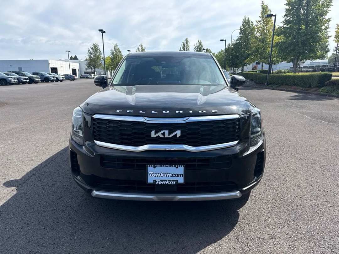 2022 Kia Telluride LX - Image 2