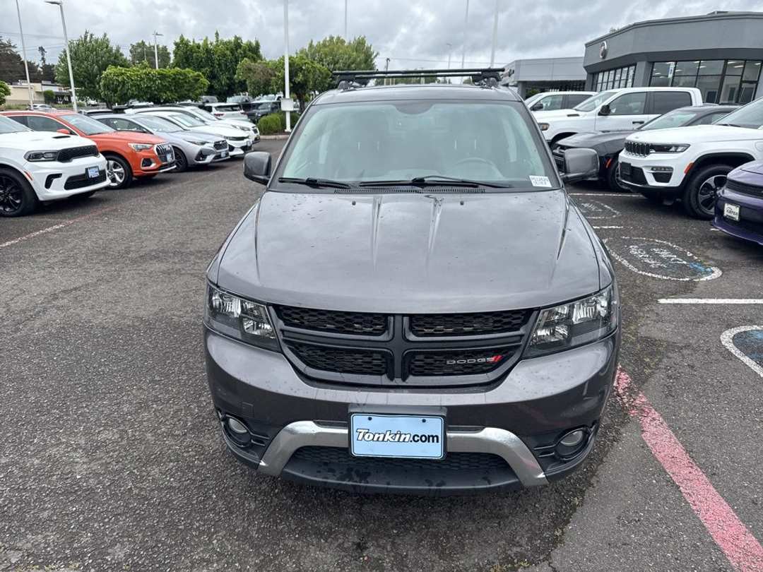 2017 Dodge Journey Crossroad - Image 2