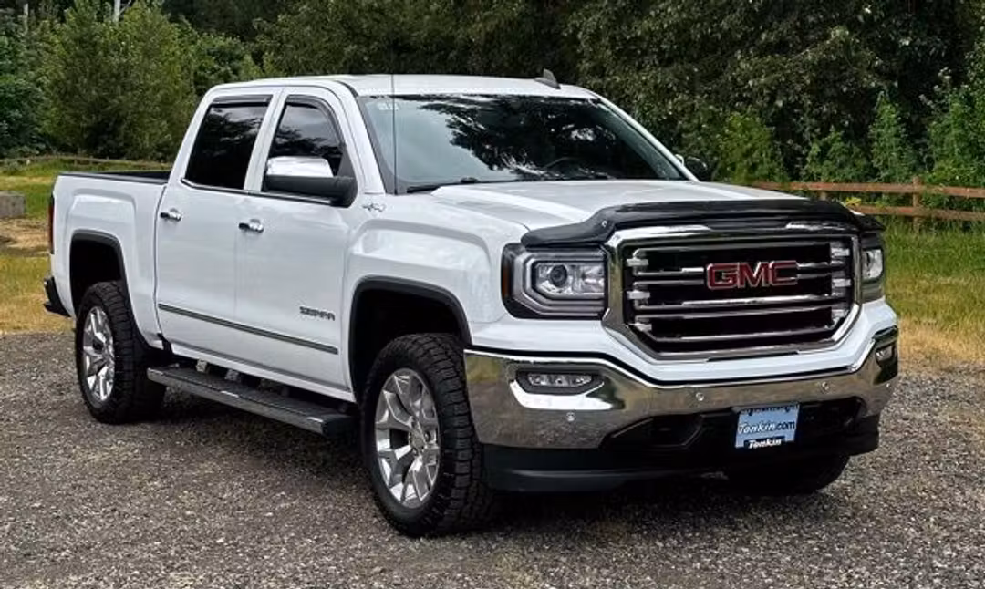 2018 GMC Sierra 1500 SLT - Image 2