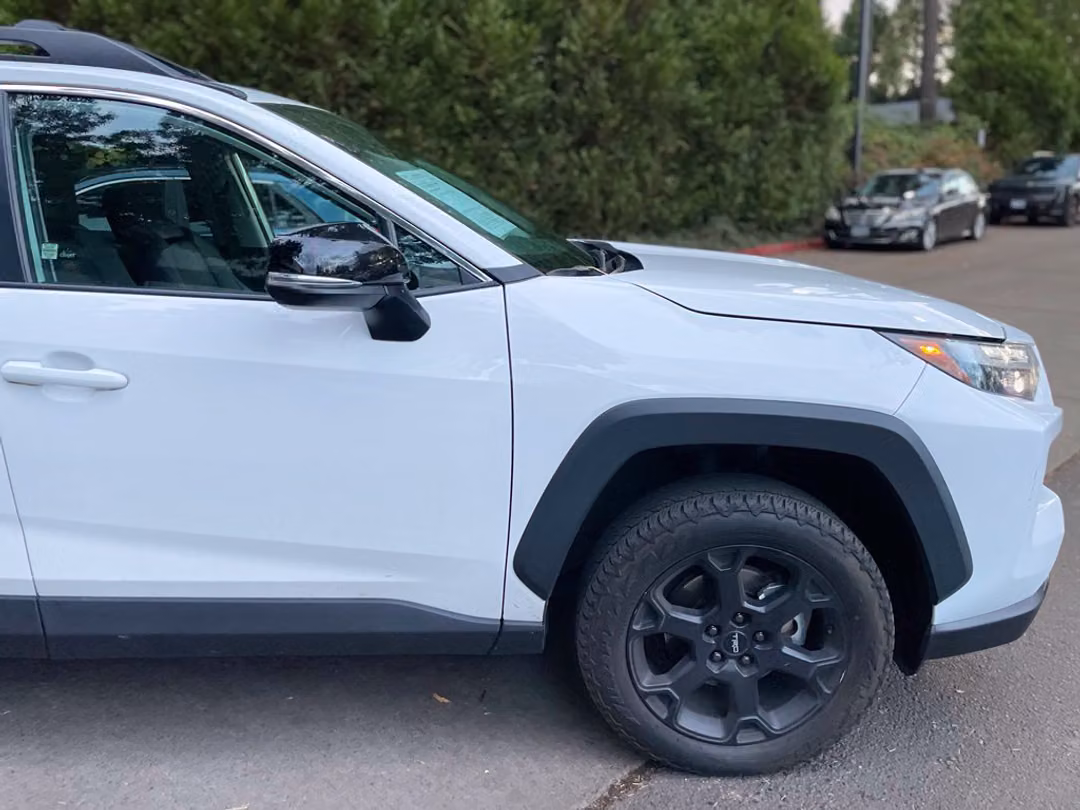 2023 Toyota Rav4 TRD Off Road - Image 2