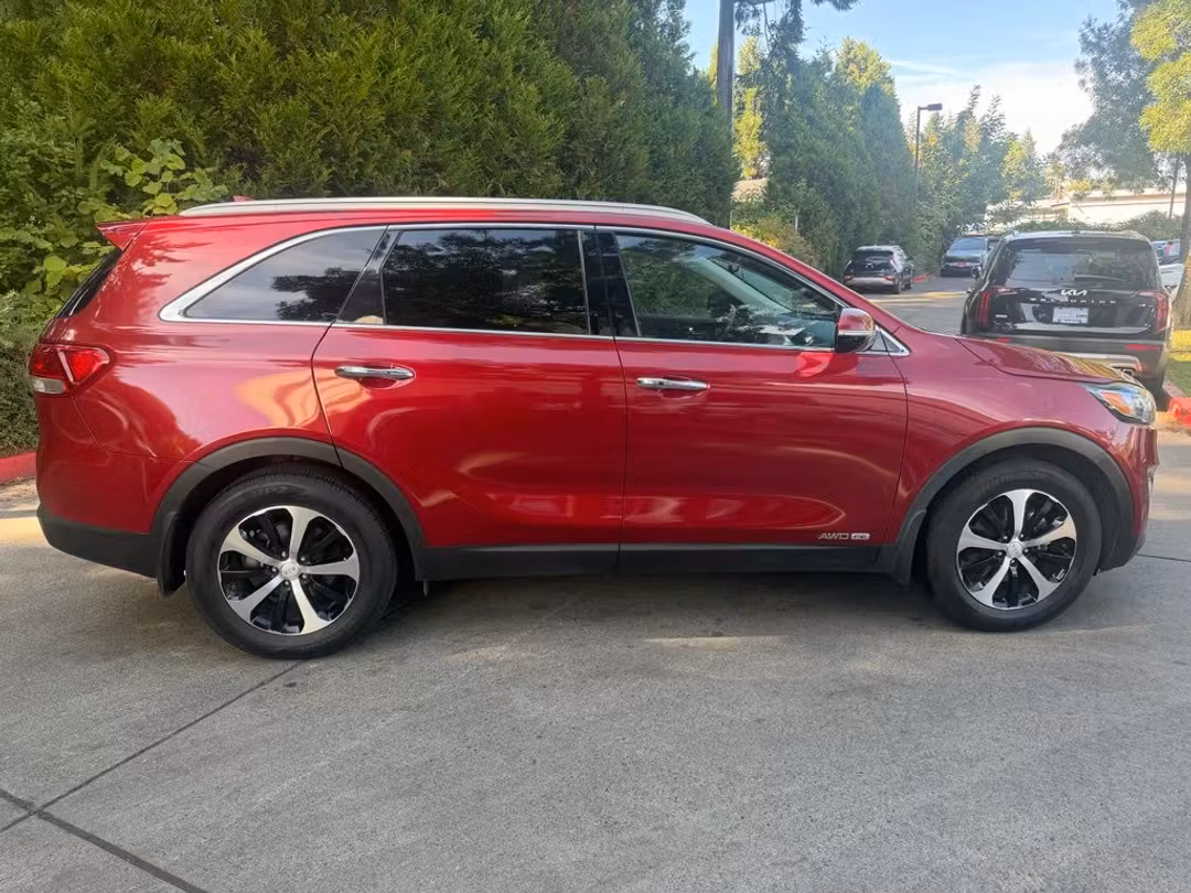 2017 Kia Sorento EX - Image 3