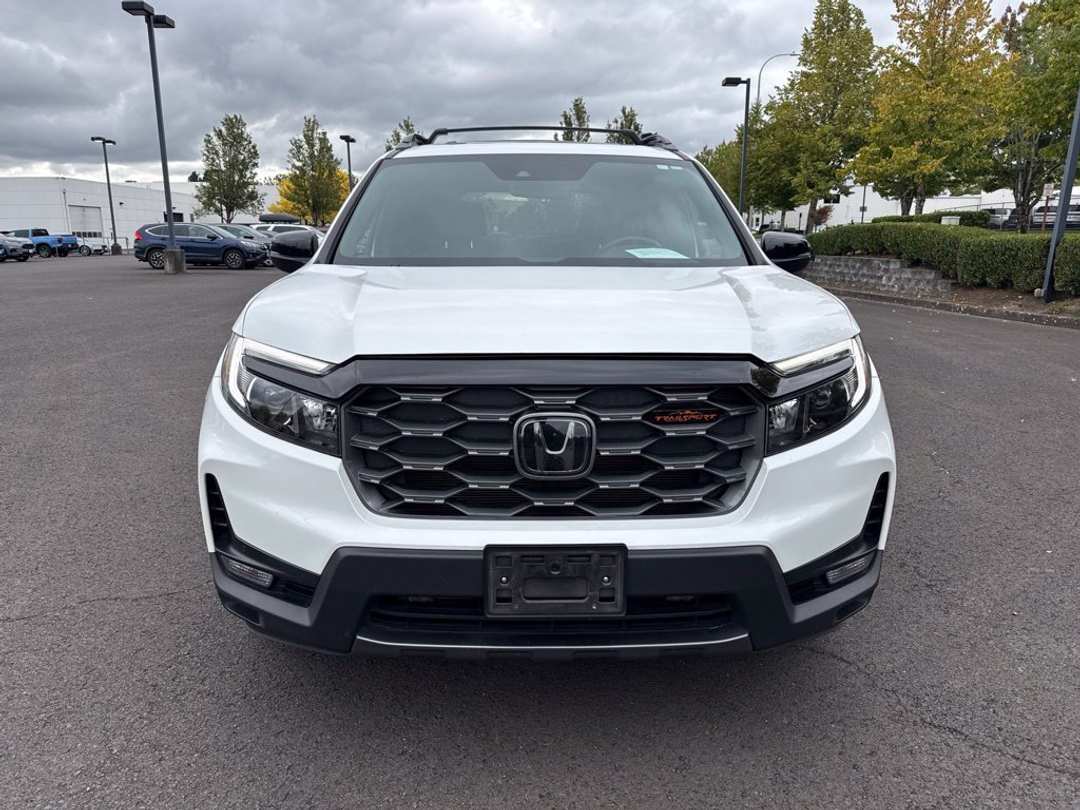 2022 Honda Passport TrailSport - Image 2