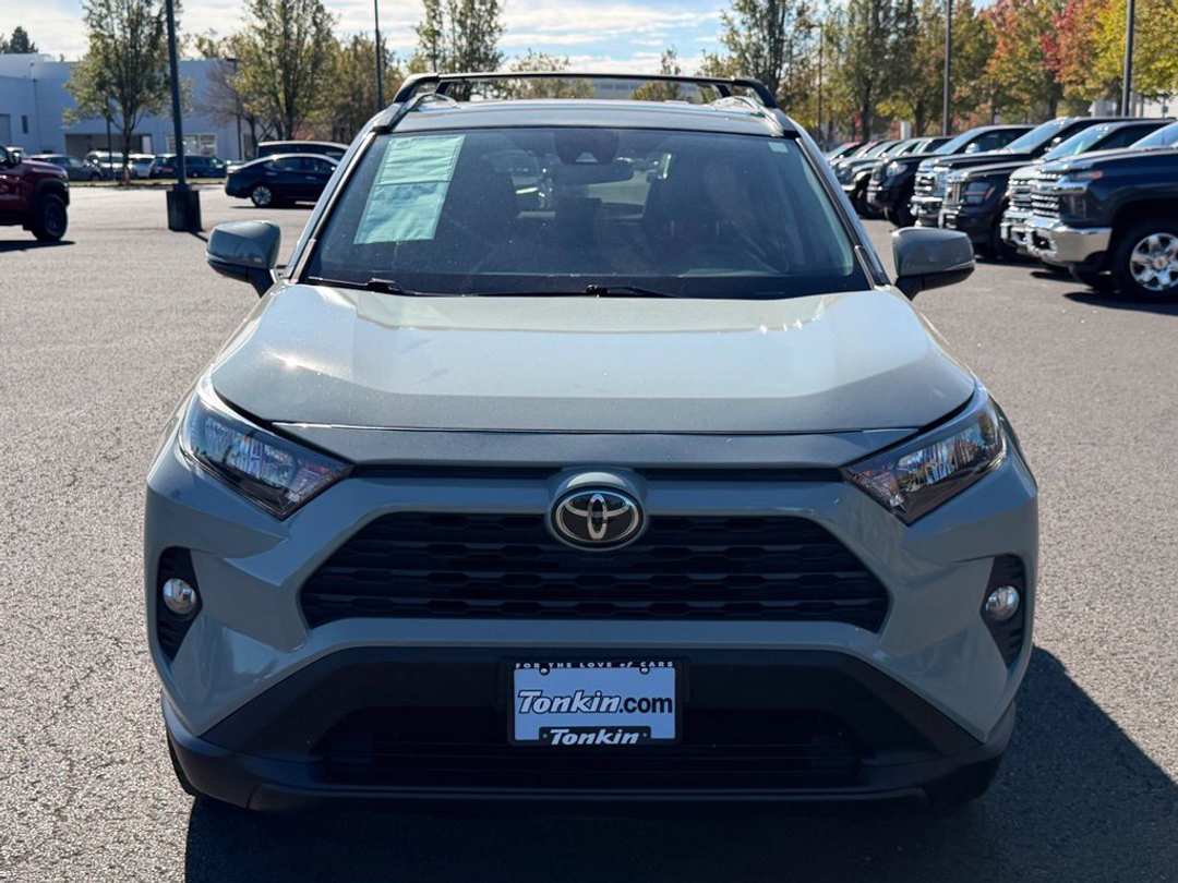 2019 Toyota Rav4 XLE Premium - Image 3
