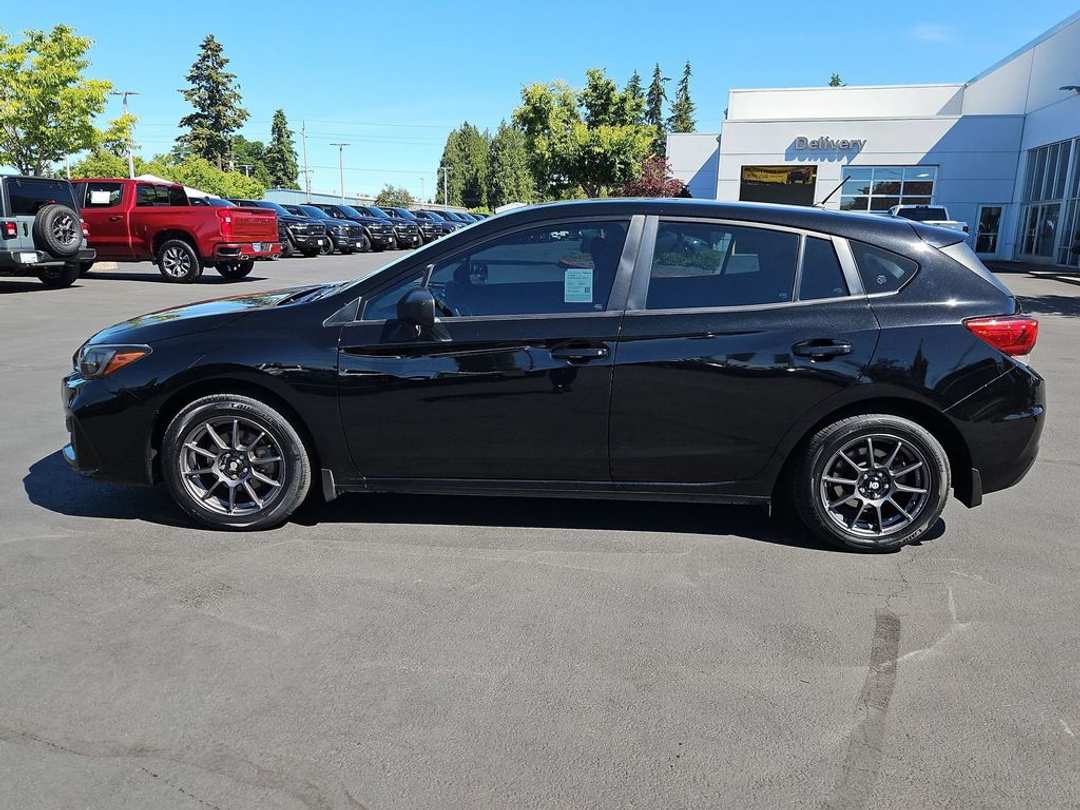 2019 Subaru Impreza 2.0i - Image 3