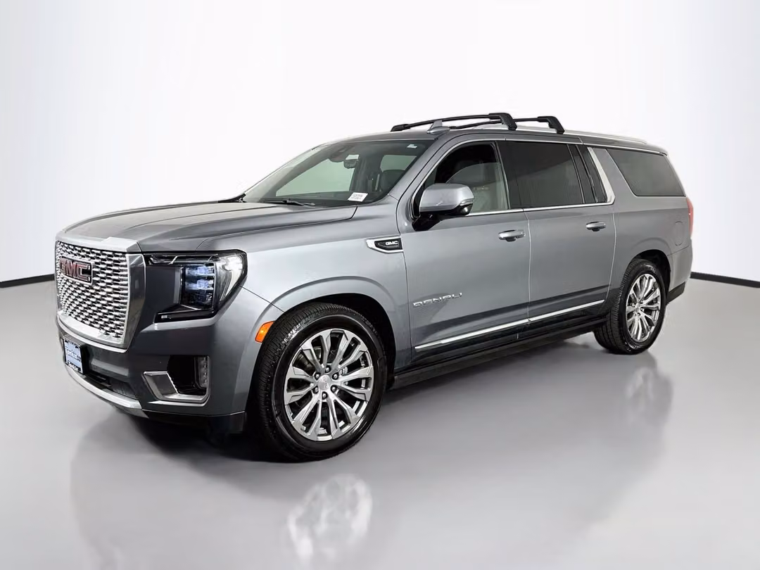 2021 GMC Yukon Xl Denali - Image 3