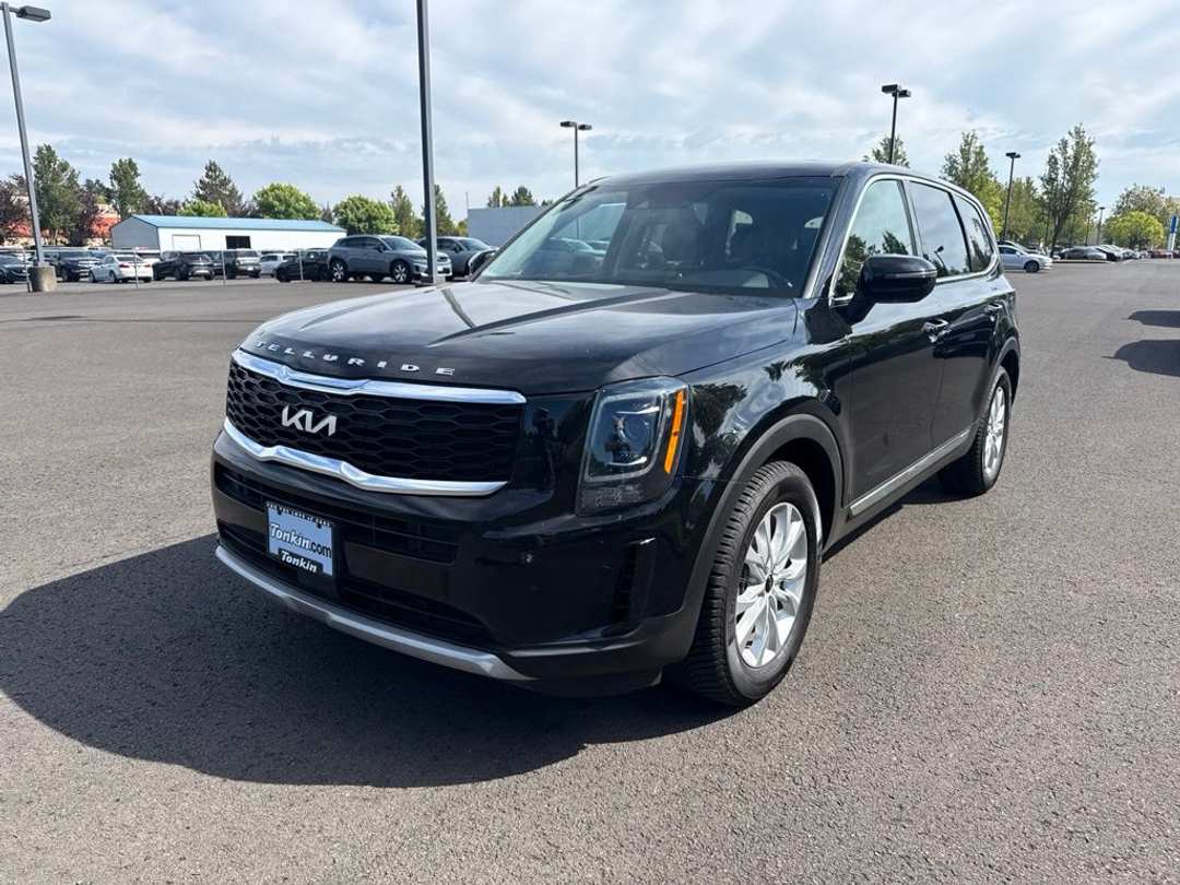 2022 Kia Telluride LX - Image 3