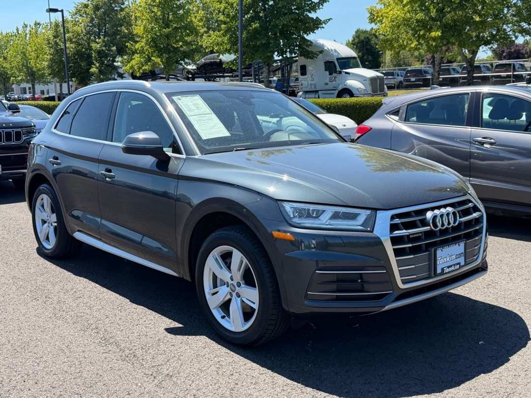 2018 Audi Q5 2.0T Premium Plus - Image 2