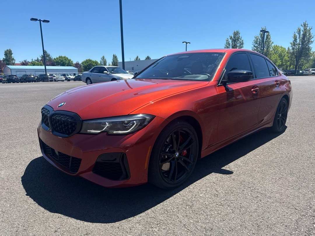 2022 BMW 3 Series M340i xDrive - Image 3