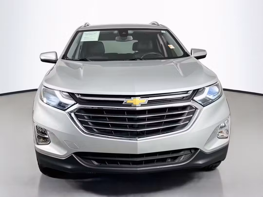 2021 Chevrolet Equinox Premier - Image 2