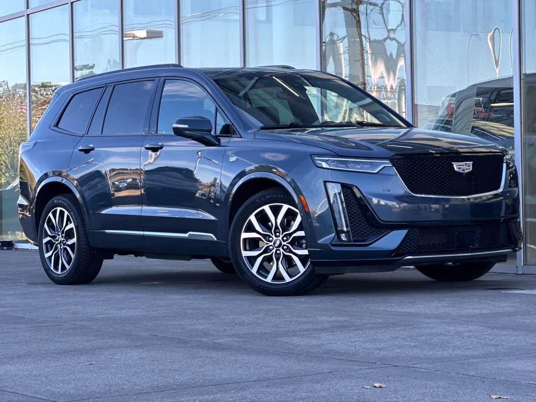 2021 Cadillac Xt6 Sport - Image 2
