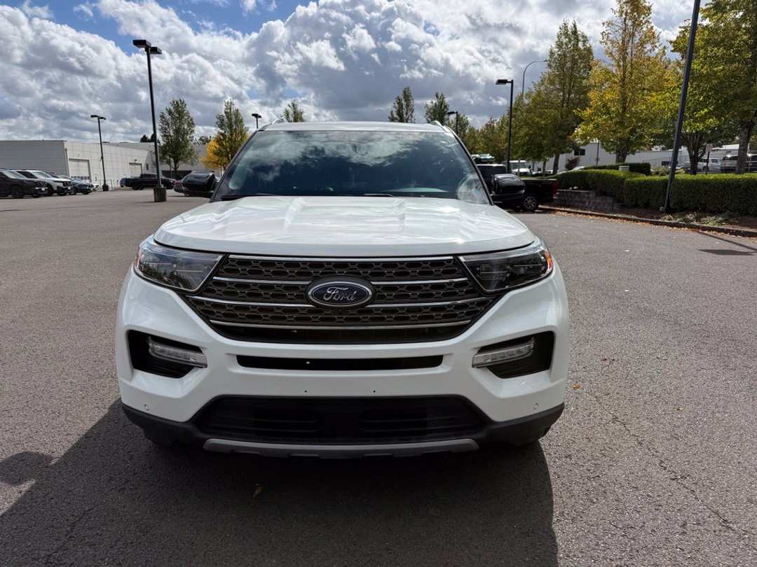2023 Ford Explorer King Ranch - Image 2