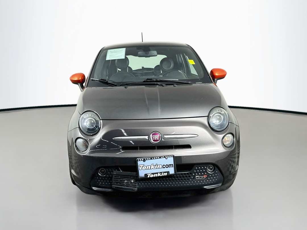 2014 FIAT 500E Battery Electric - Image 2