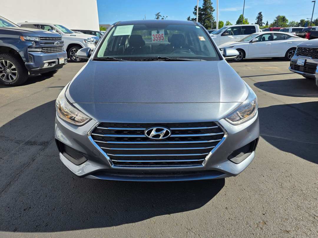 2020 Hyundai Accent SE - Image 3