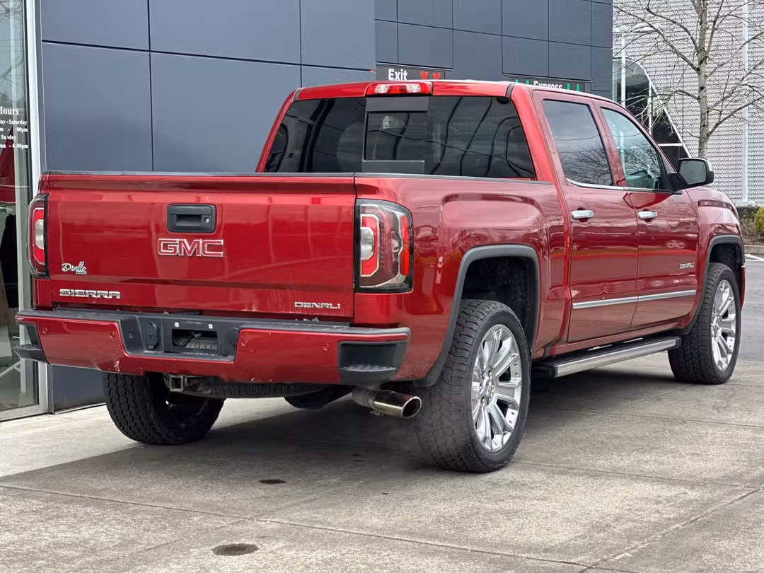 2018 GMC Sierra 1500 Denali - Image 3
