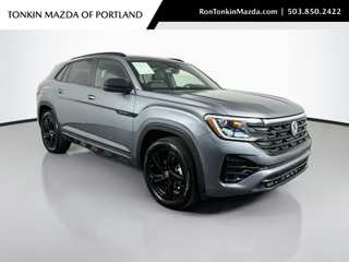 2025 Volkswagen Atlas Cross Sport 2.0T SEL RLine Black