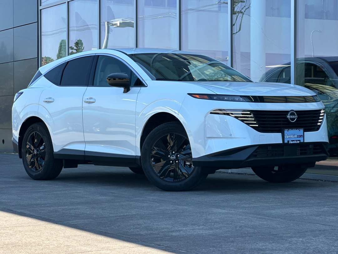 2025 Nissan Murano SV - Image 2