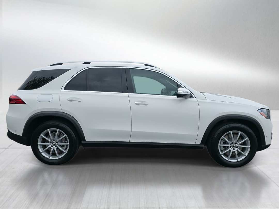 2024 Mercedes-Benz GLE GLE 450e - Image 2