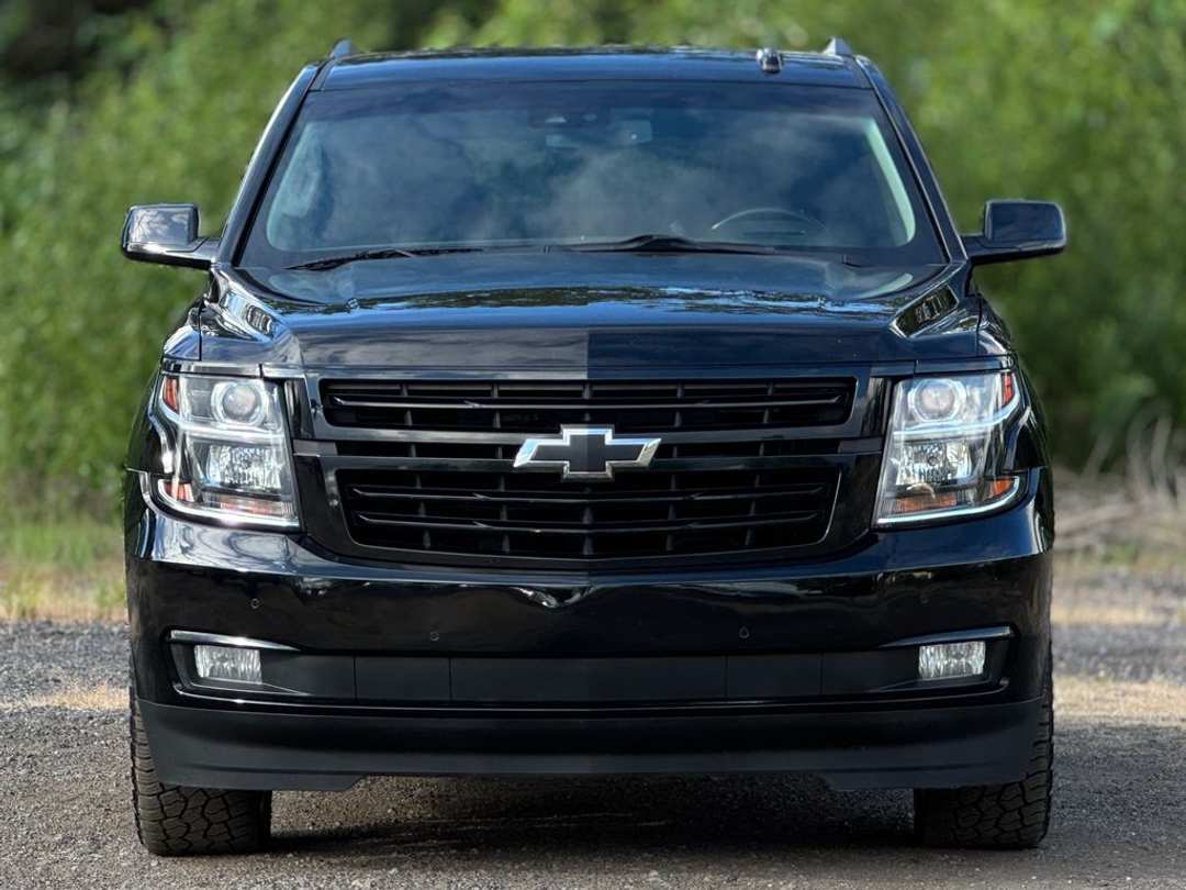 2019 Chevrolet Tahoe Premier - Image 2