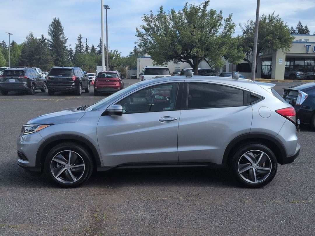 2021 Honda HR-V EX - Image 2