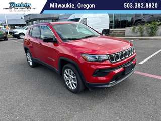 2023 Jeep Compass Latitude Lux