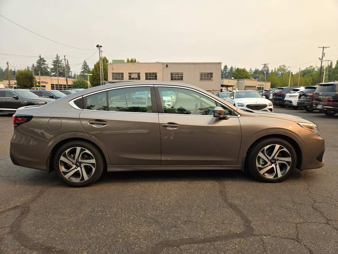 2022 Subaru Legacy Limited - Image 2