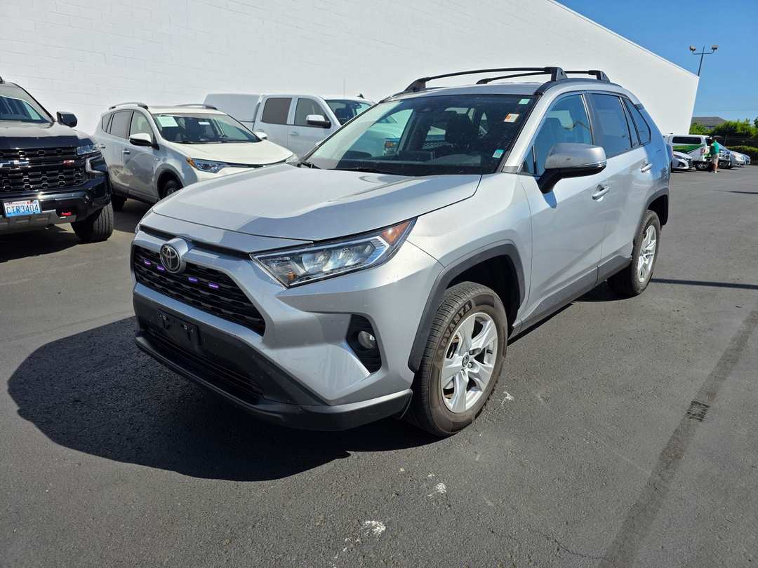 2021 Toyota Rav4 XLE - Image 2