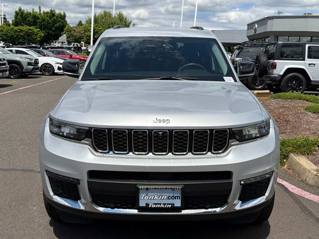 2023 Jeep Grand Cherokee L Limited - Image 3