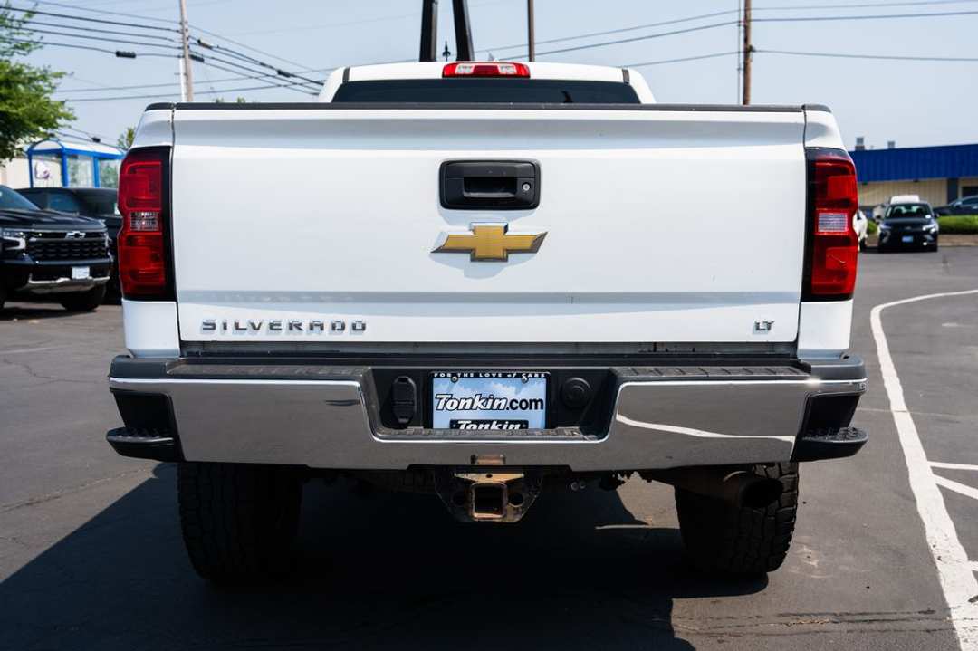 2015 Chevrolet Silverado 2500Hd LT - Image 3