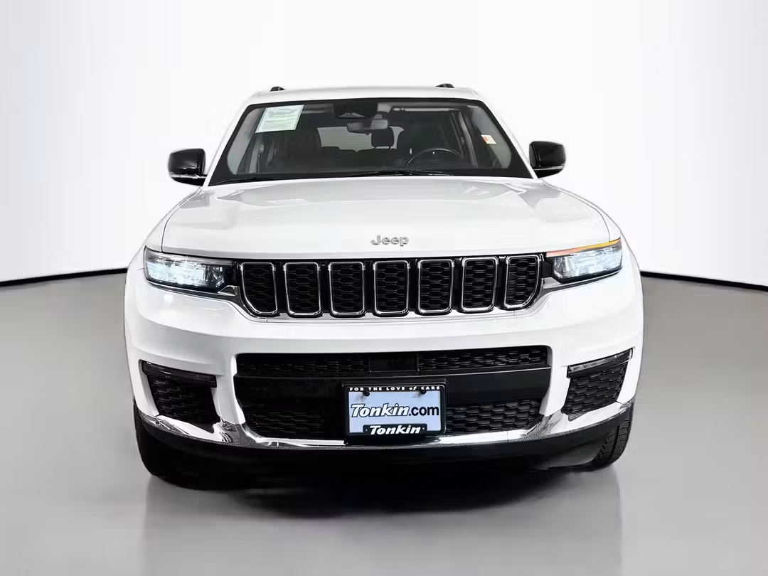 2022 Jeep Grand Cherokee L Limited - Image 2