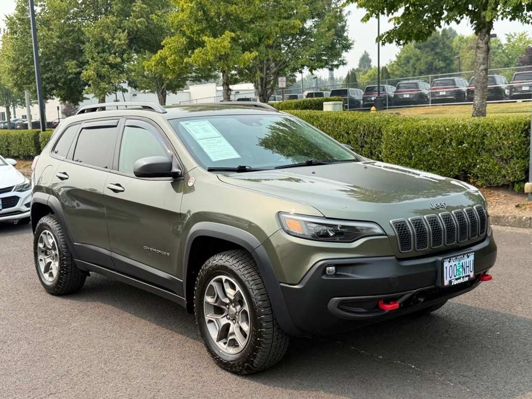 2021 Jeep Cherokee Trailhawk - Image 2