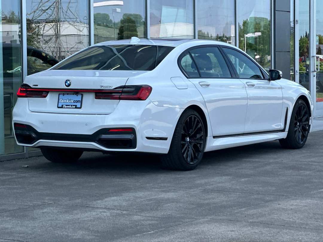 2020 BMW 7 Series 750i xDrive - Image 3