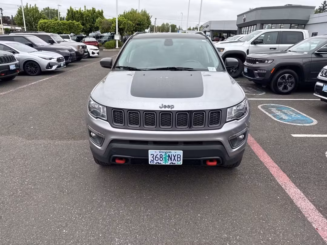 2020 Jeep Compass Trailhawk - Image 2