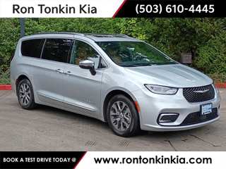 2023 Chrysler Pacifica Hybrid Pinnacle