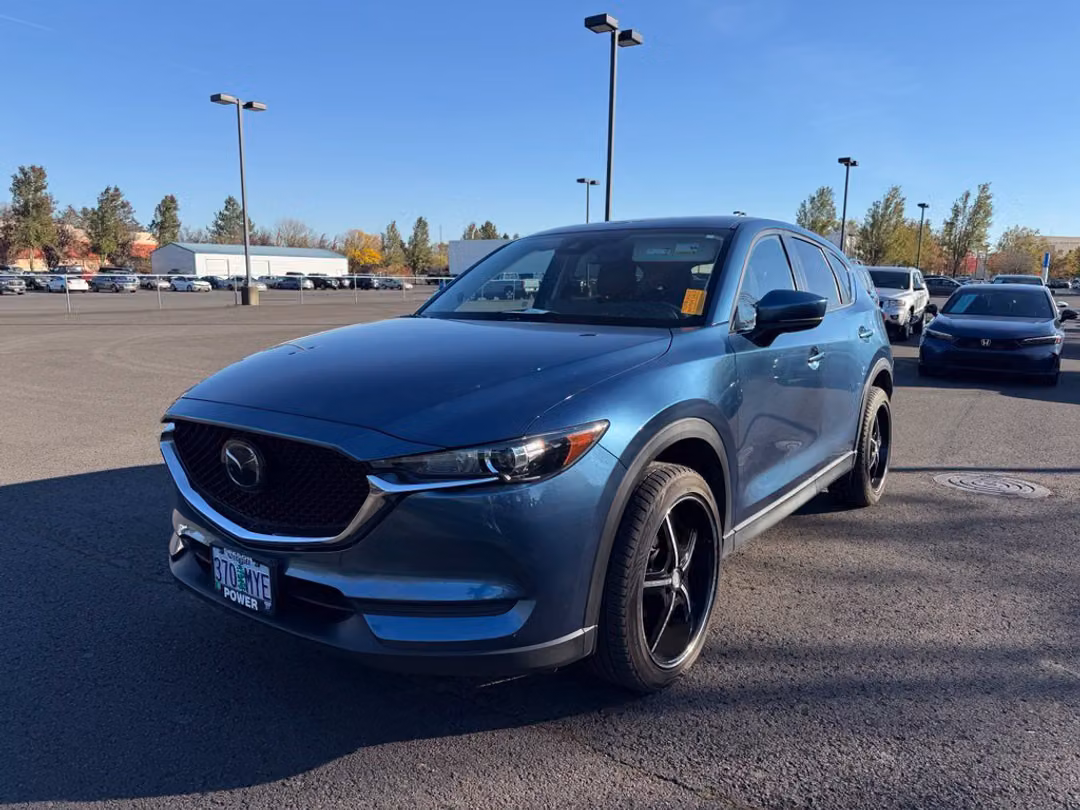 2021 MAZDA CX-5 Touring - Image 3