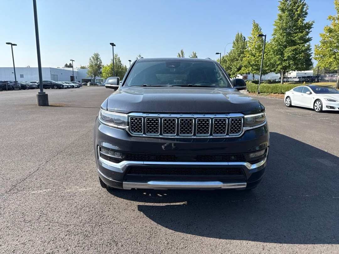 2024 Jeep Grand Wagoneer L Series III - Image 2