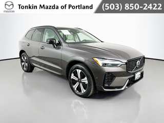 2023 Volvo Xc60 Recharge Plug-In Hybrid T8 Plus Dark Theme