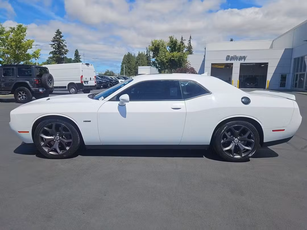 2018 Dodge Challenger R/T - Image 3