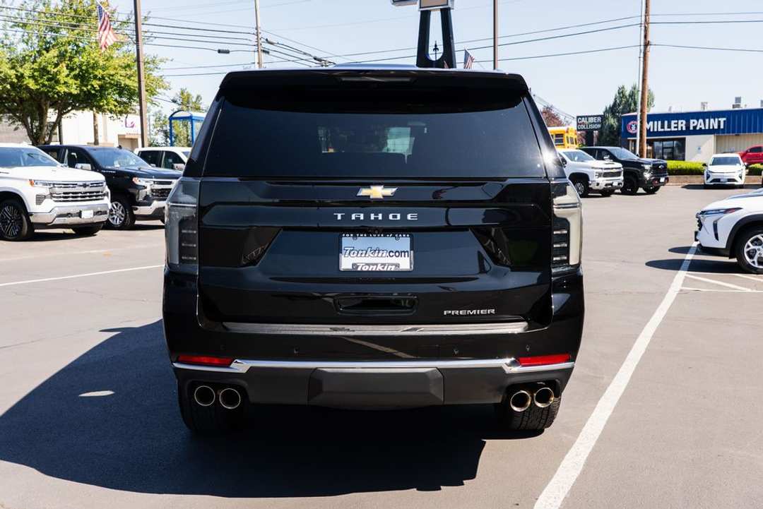 2025 Chevrolet Tahoe Premier - Image 3