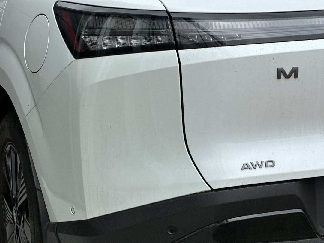 2025 Nissan Murano SV - Photo 23