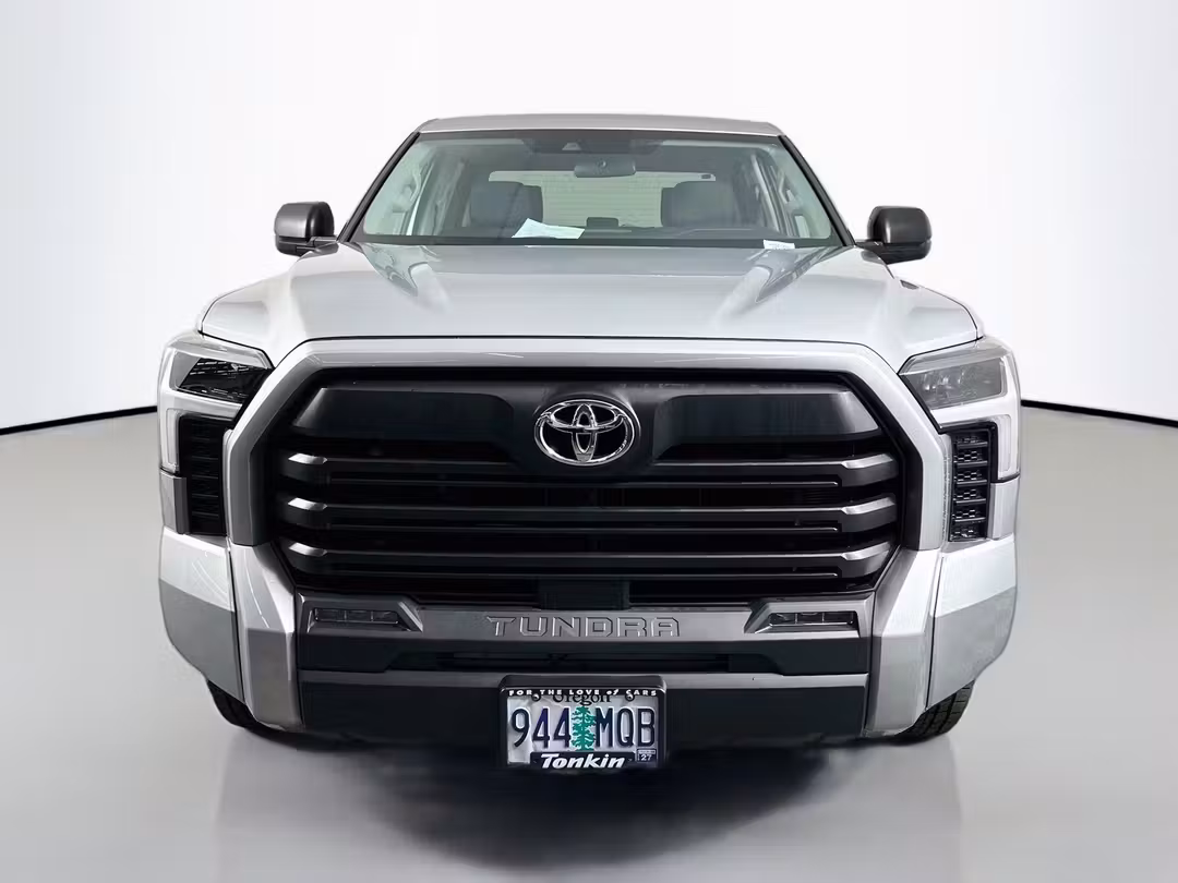 2023 Toyota Tundra SR5 - Image 2