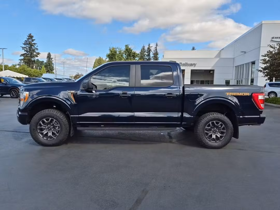 2022 Ford F-150 XLT - Image 3