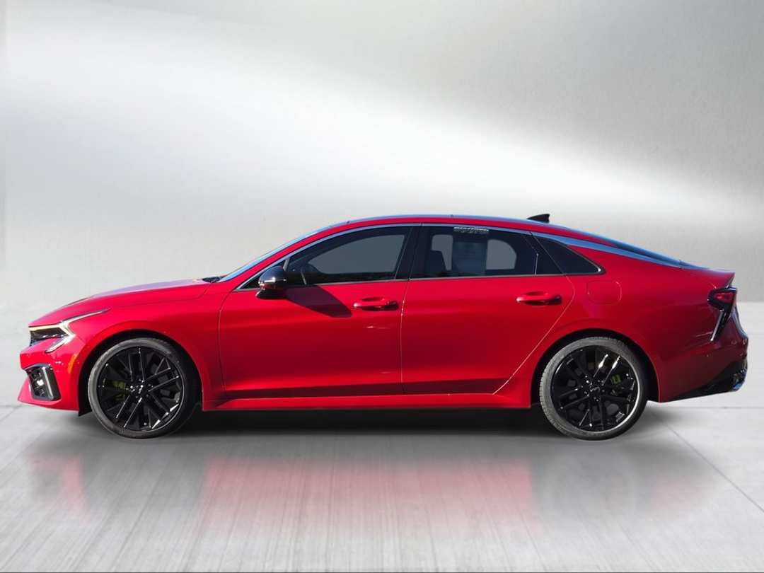 2025 Kia K5 GT - Image 2