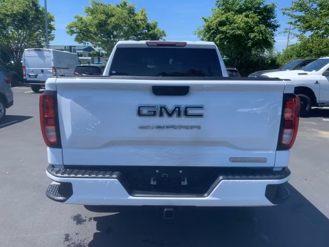 2024 GMC Sierra 1500 Elevation - Image 3