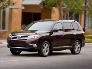 2013 Toyota Highlander SE