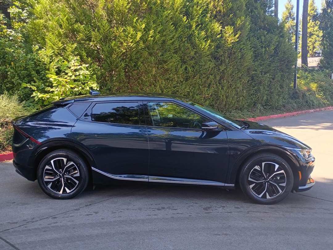 2023 Kia Ev6 Wind - Image 3