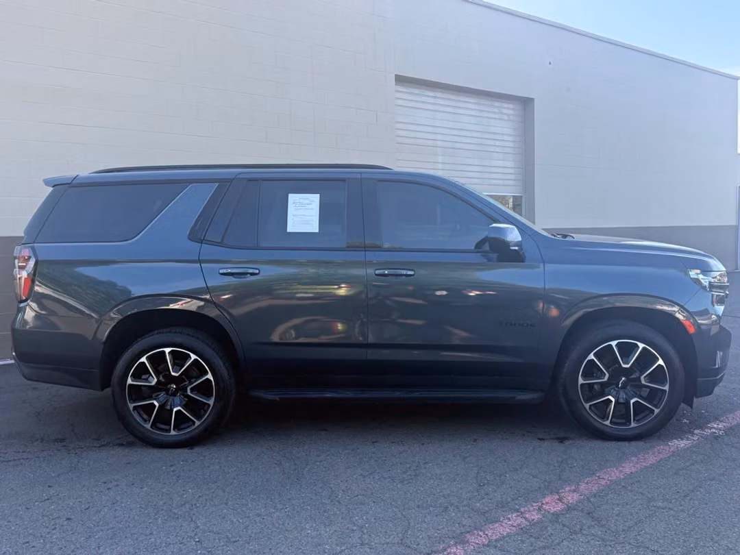 2021 Chevrolet Tahoe RST - Image 3