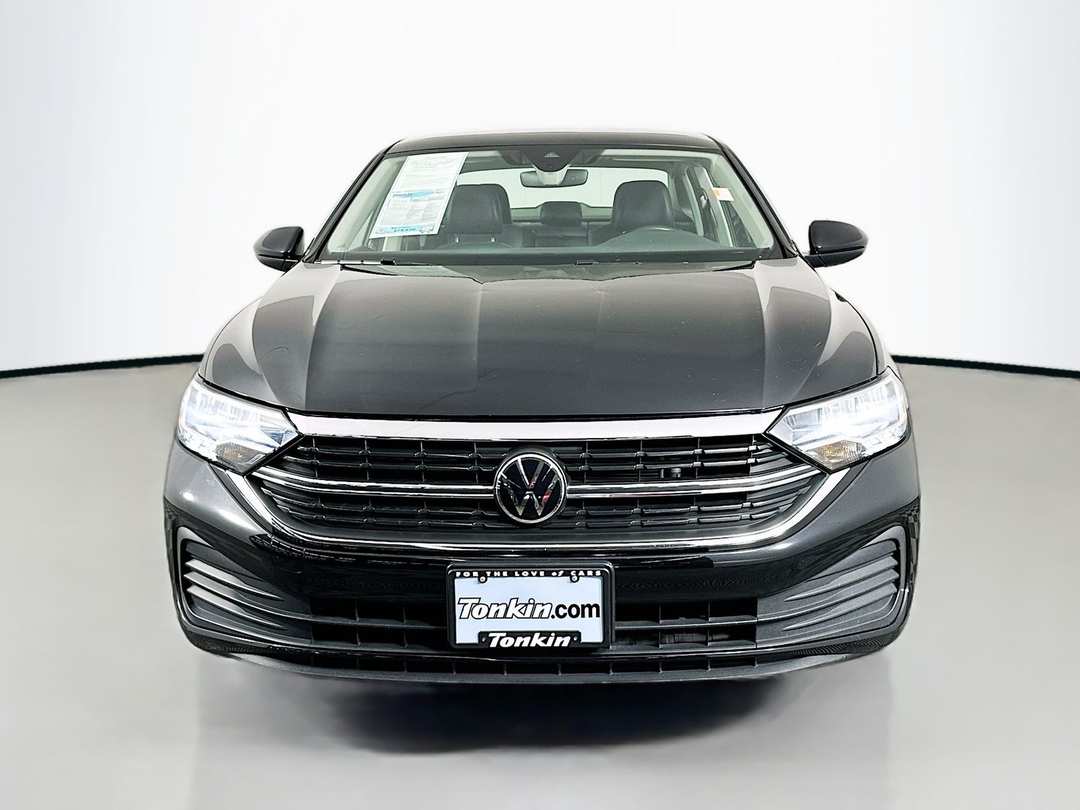 2024 Volkswagen Jetta 1.5T SE - Image 2