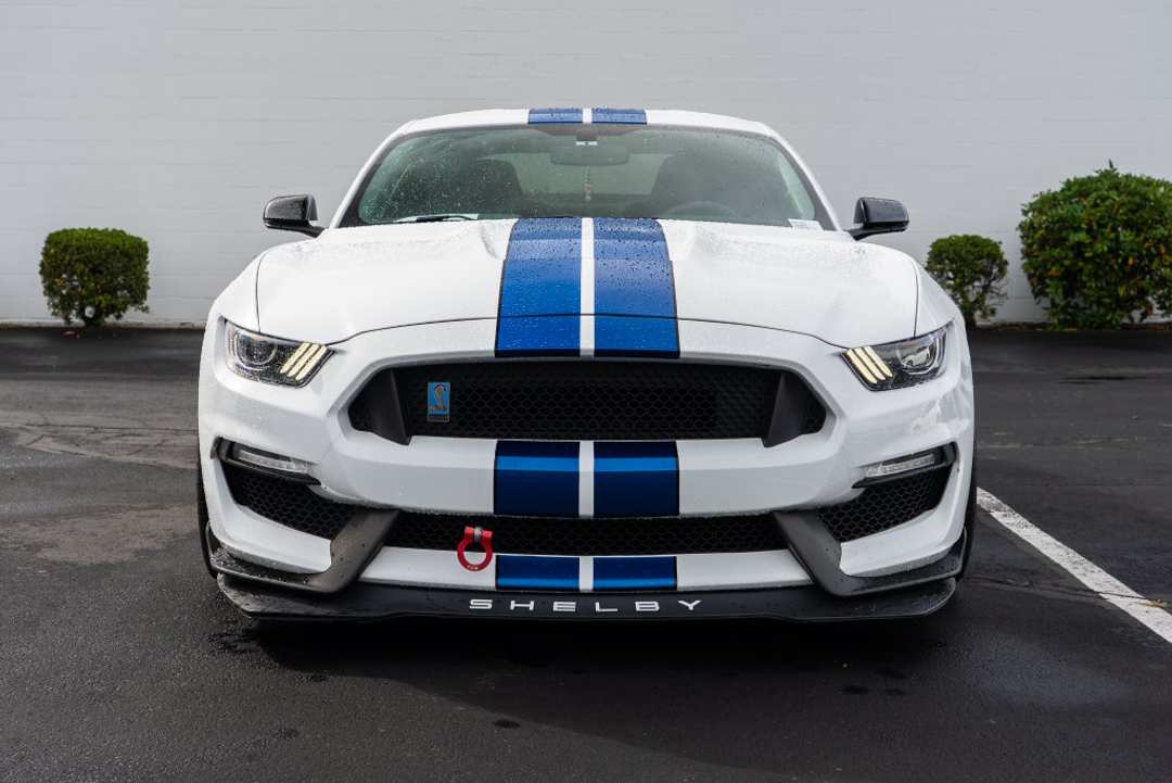 2018 Ford Mustang Shelby GT350 - Image 2