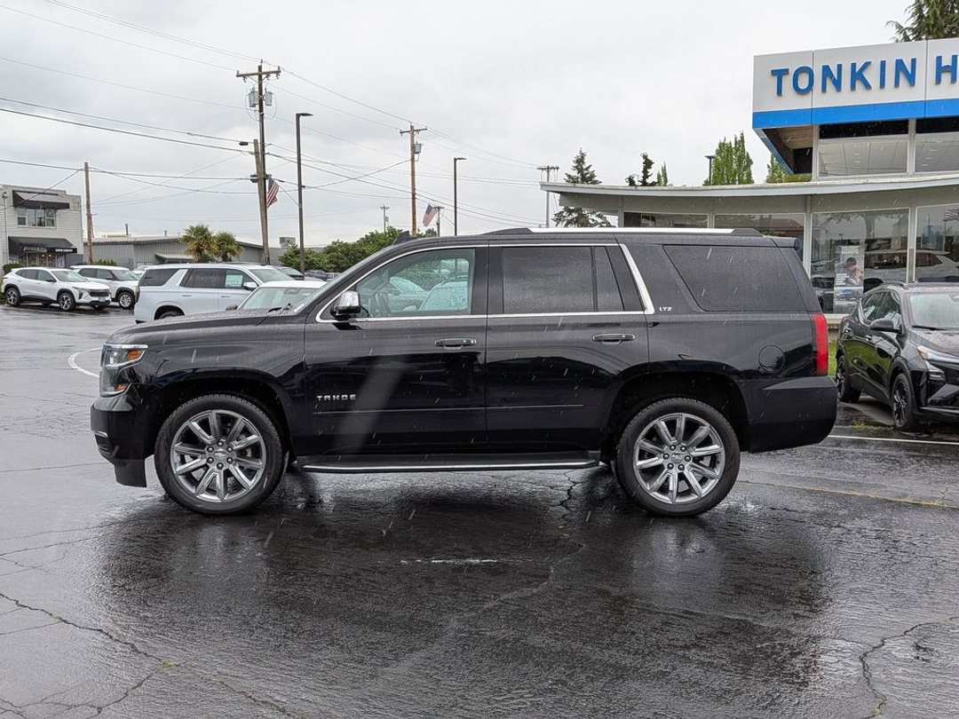 2015 Chevrolet Tahoe LTZ - Image 3