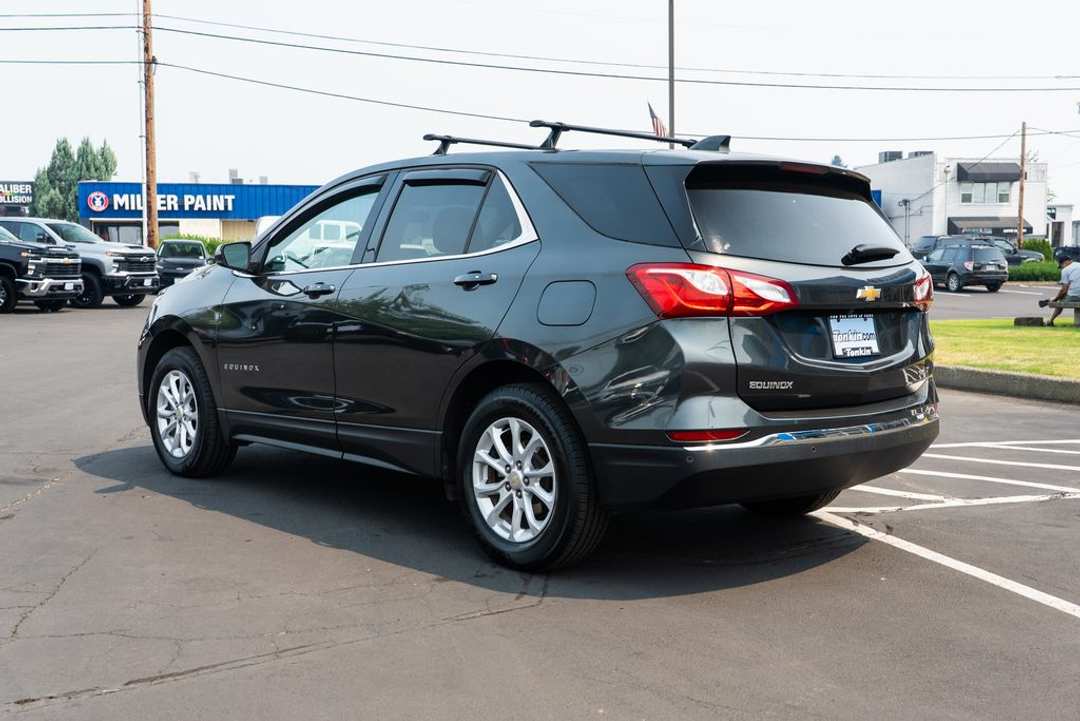 2018 Chevrolet Equinox LT - Image 3